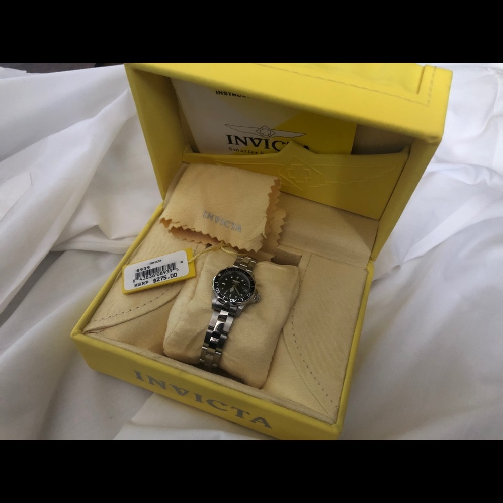 Invicta Watch - Picture 2 of 7
